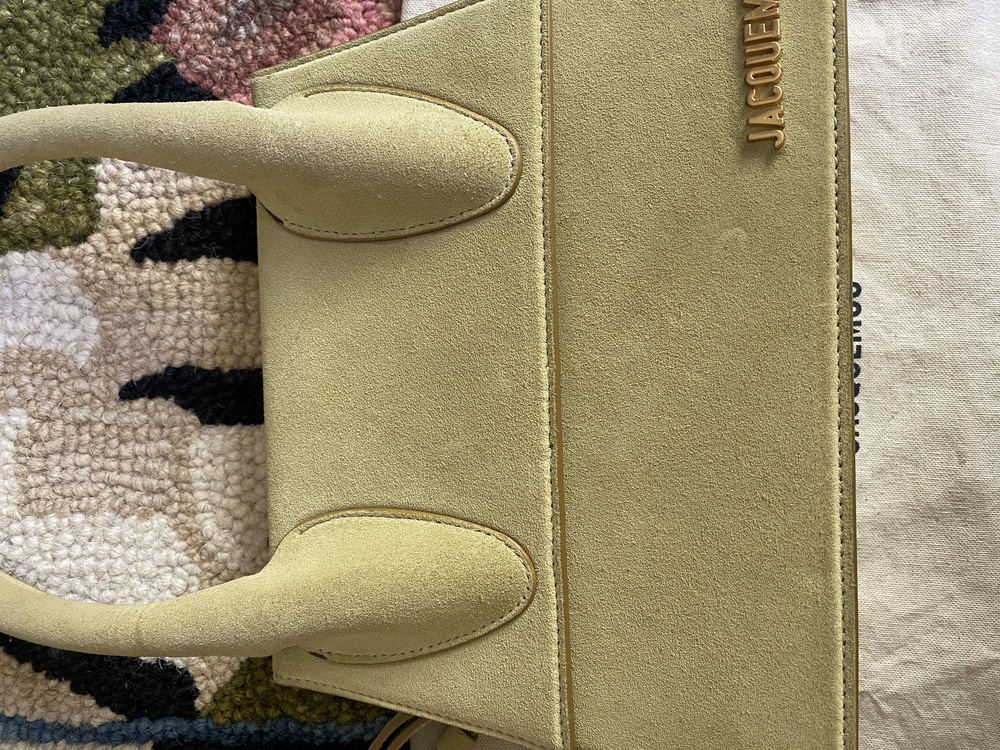 Jacquemus “Le Grand Chiquito” Suede Top Handle Bag in light green - Picture 2 of 16